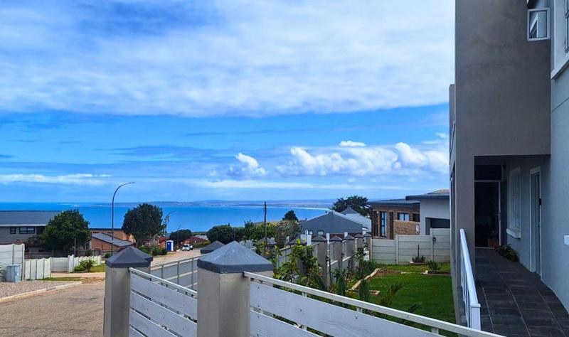 5 Bedroom Property for Sale in Dana Bay Western Cape